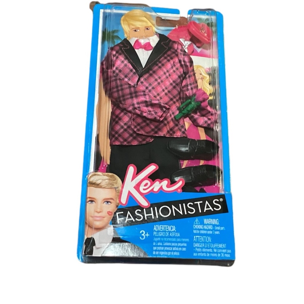KEN FASHIONISTAS Suit For Ken Barbie Doll New Sealed W3163